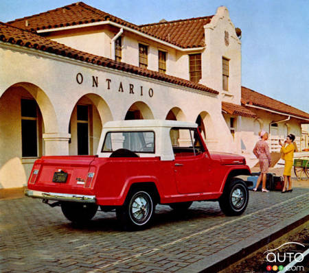 Kaiser-Jeep Jeepster Commando